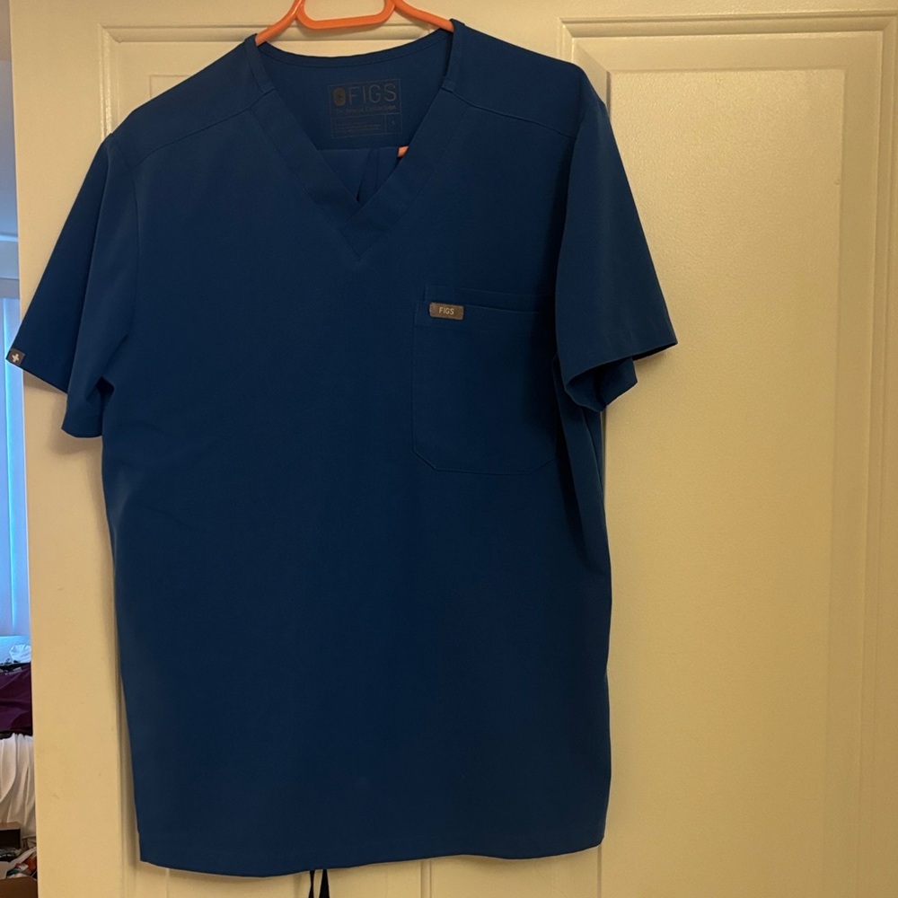 Figs Men's Short Sleeve V-Neck Tee in Blue